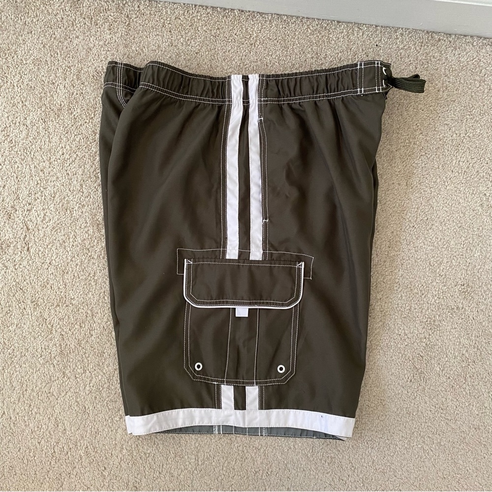 Joe Boxer Men Oliver Green Swim Board Shorts